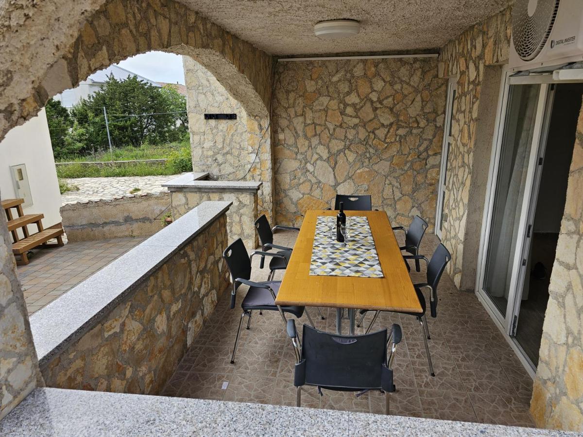 Apartments Antonia - S. Novalja Stara Novalja Esterno foto